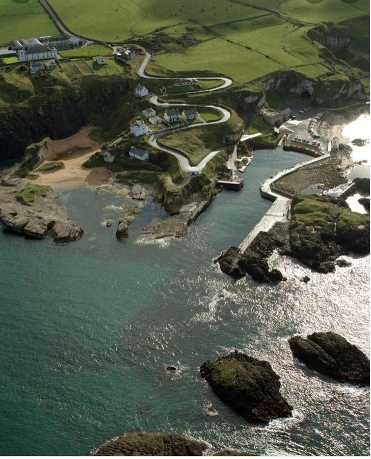Cosy 3 Bedroom Apartment In Central Portrush With Sea Views ภายนอก รูปภาพ