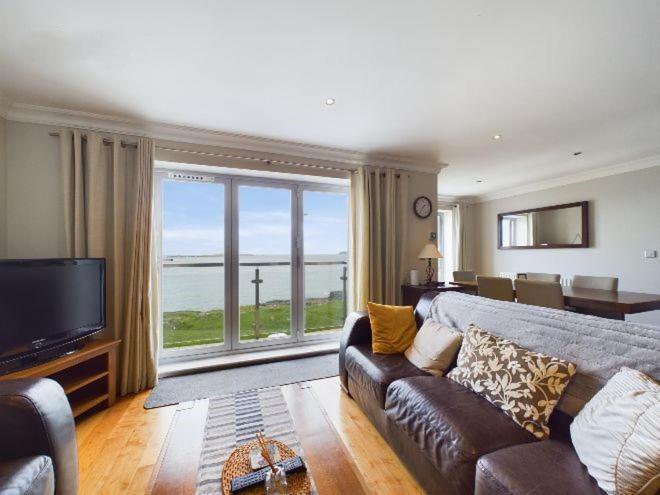 Cosy 3 Bedroom Apartment In Central Portrush With Sea Views ภายนอก รูปภาพ